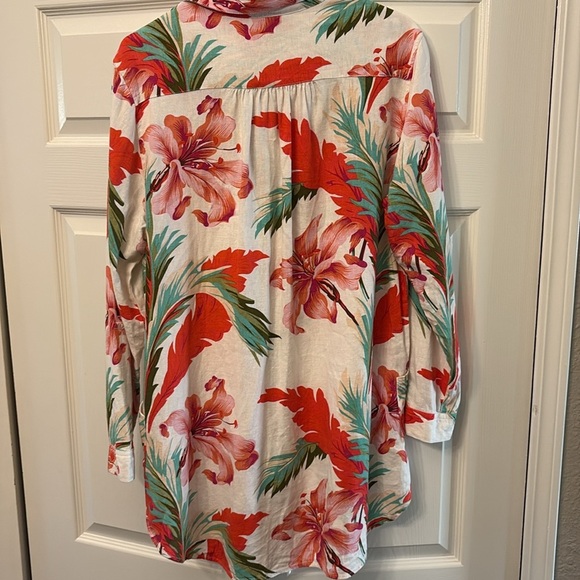 For Cynthia Red and White Floral Linen Blend Tunic or Dress / Size Large - Picture 7 of 7